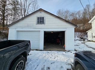 935 Creek Rd, Kingsley, PA 18826