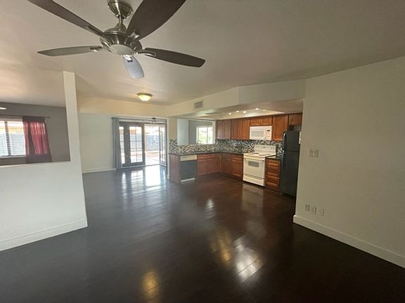 3rd image of 19016 N 13th Dr