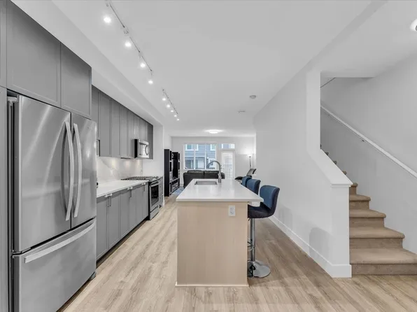 9718 161a St #35, Surrey, BC V4N 6S7
