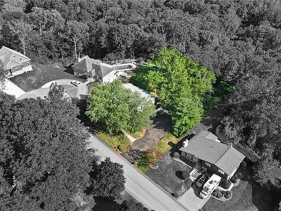 2nd image of 12179 Pine Crest Ct