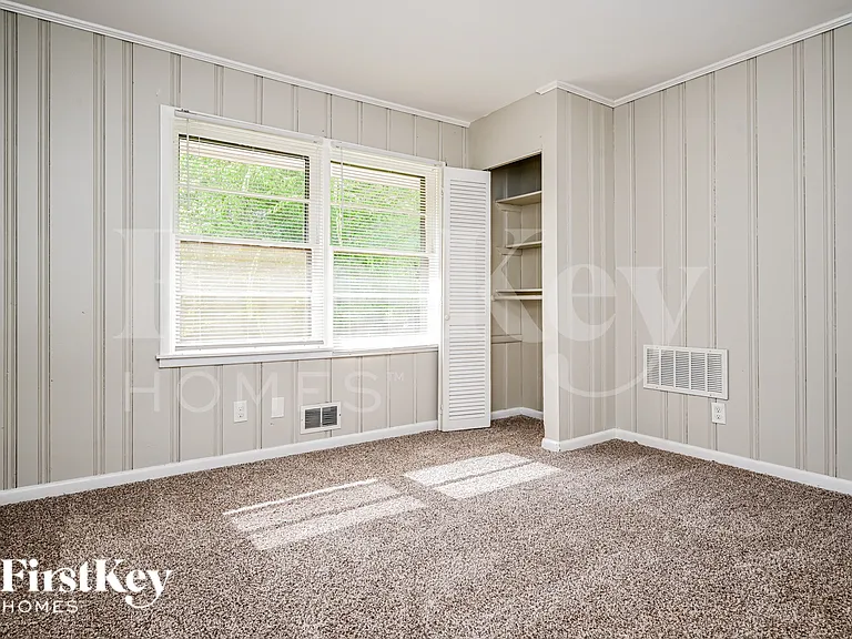 5663 Dorsey Dr — Photo 13