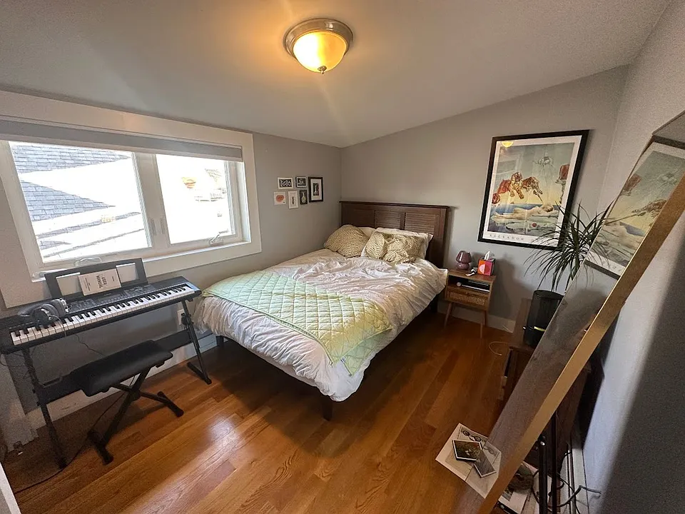 287 Beacon St #2