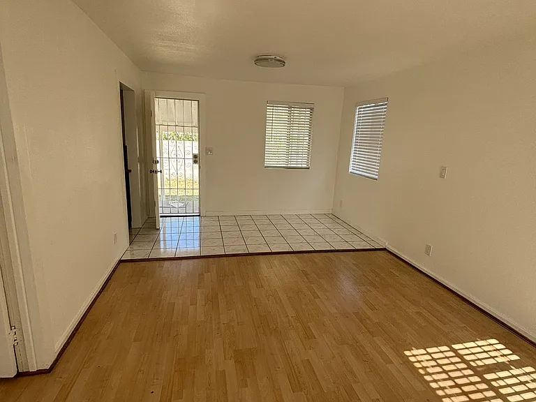 870 La Mesa St — Photo 7