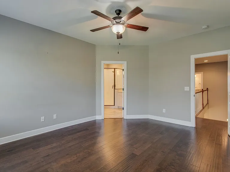 4516 Michigan Ave — Photo 18