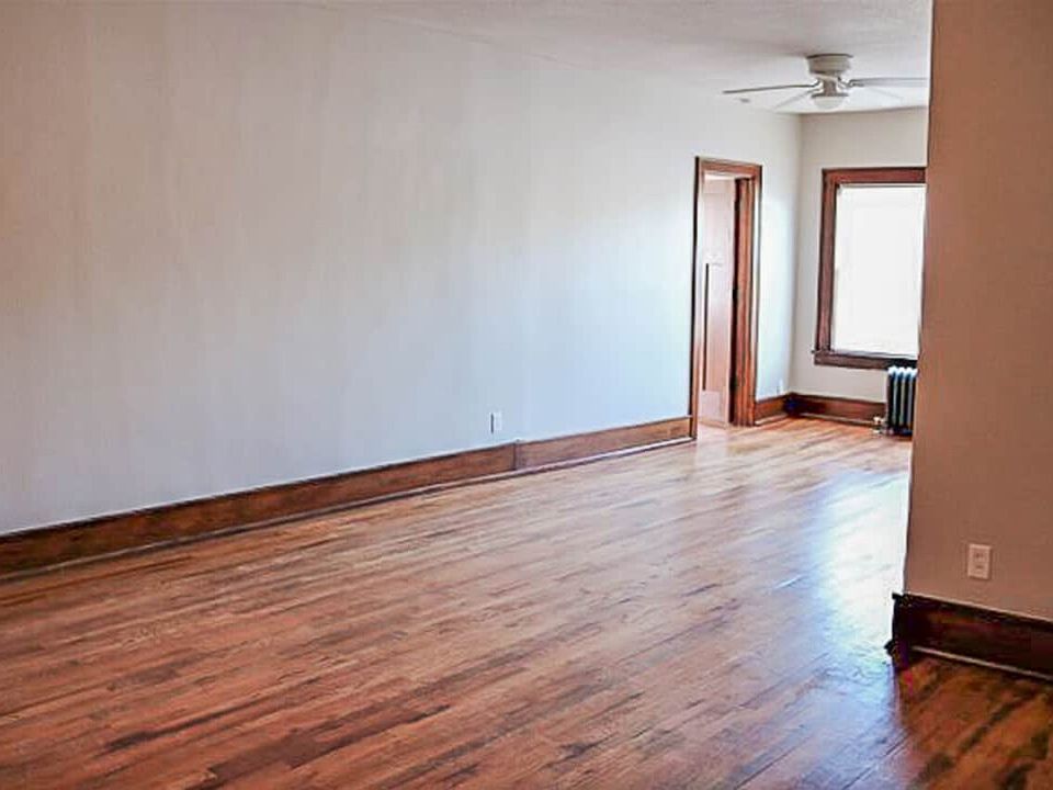 2nd image of 2714 Ingersoll Ave #723737
