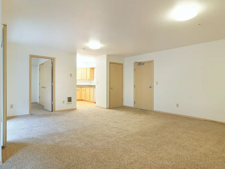 Hays Apartments — Photo 46