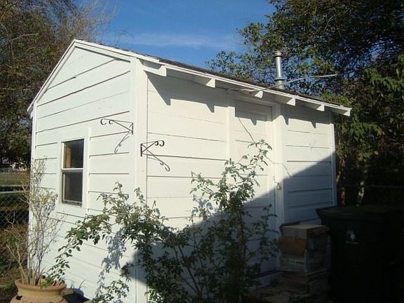 5th image of 317 Tim Garcia St