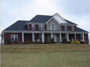 1060 Ashford Ln, Coxs Creek, KY 40013