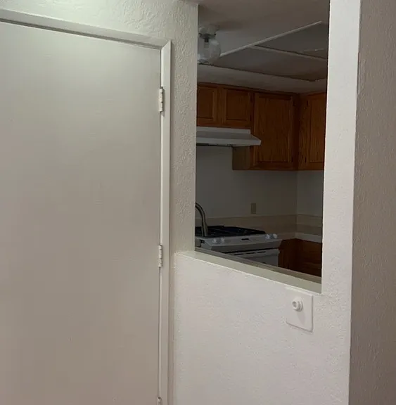 35 Stenner St #J — Photo 4