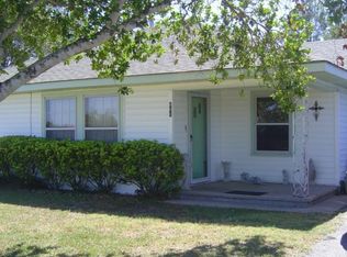 401 Veterans Dr, Columbus, TX 78934