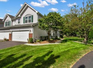 1284 Horseshoe Ct, Bartlett, IL 60103