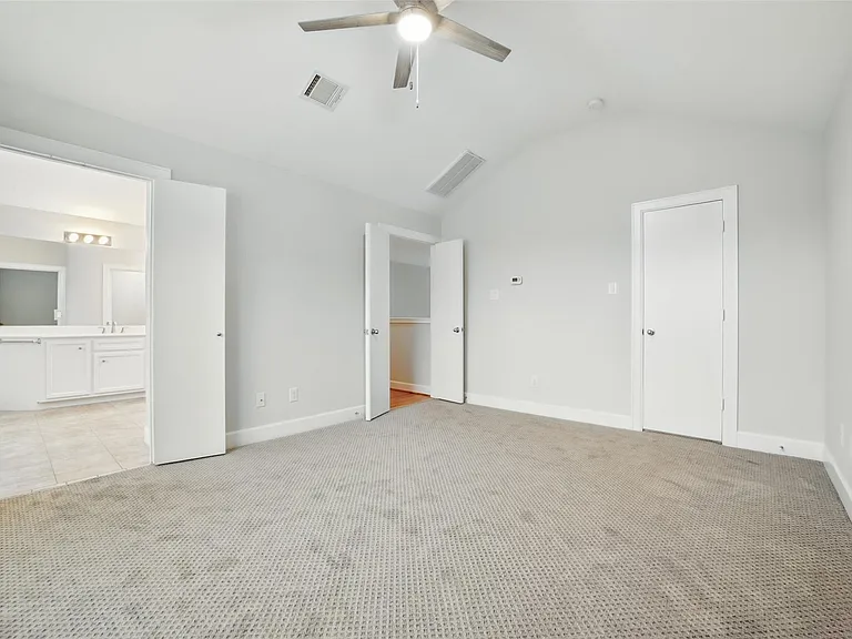 650 Westcross St #44 — Photo 29