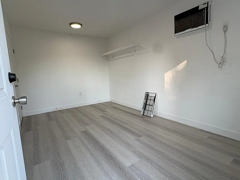 Scotty St — Photo 3