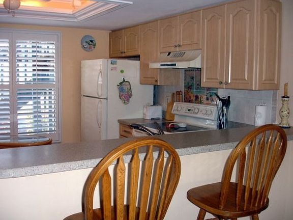 2nd image of 1521 SW 47th Ter APT 105