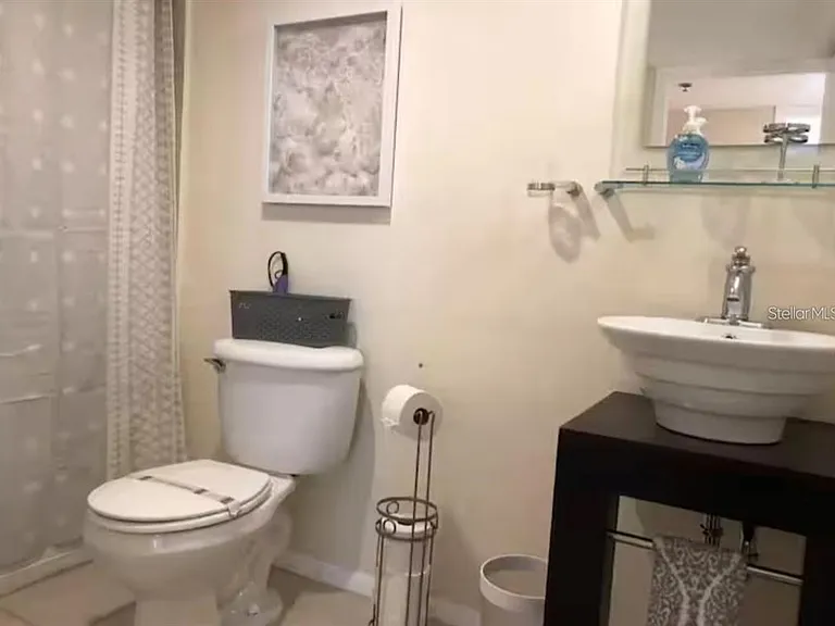 701 S Madison Ave #422 — Photo 7