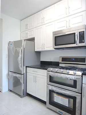 Rented by Everrock Equities | media 12