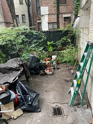 Rented by Oxford Property Group | media 12