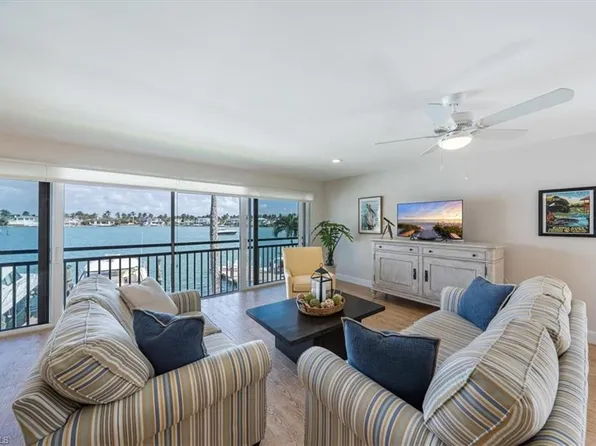 2800 Gulf Shore Blvd N 209, Naples, FL 34103