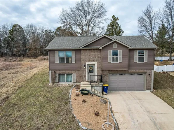 235 S Ridge Ct, Union, MO 63084