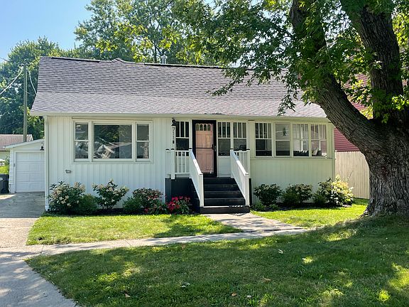 2nd image of 711 Saint Joseph St