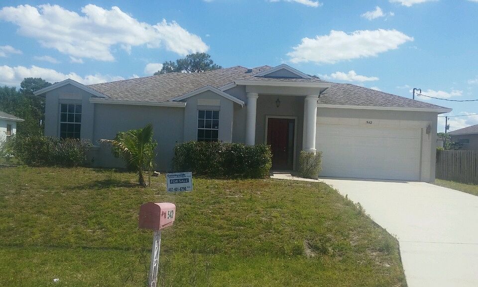 1st image of 542 SW Dahled Ave