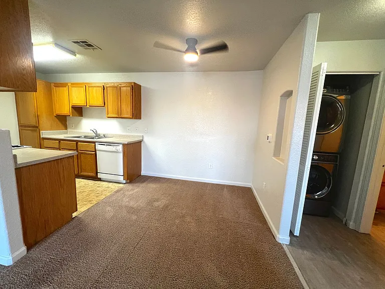 4730 E Craig Rd #2104 — Photo 3