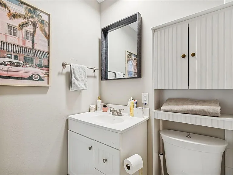 2302 S Arrawana Ave — Photo 41