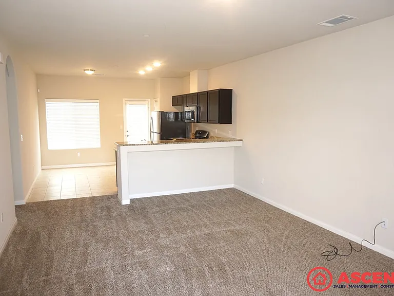 5511 Beacon Ridge Ct — Photo 3