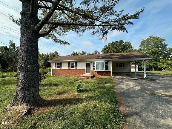 3rd image of 570 Smith Edwards Rd