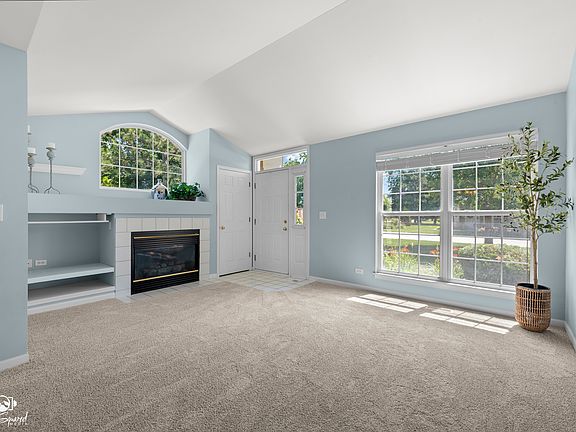 4th image of 1301 Spencer Ln