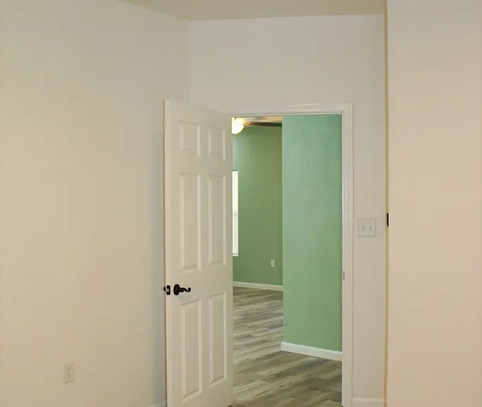 304 W James St #ID-2965 — Photo 19