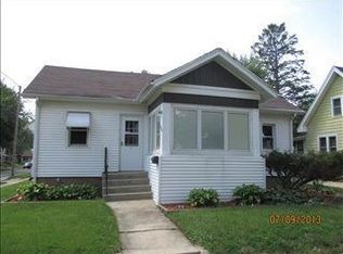1704 Carney Ave, Rockford, IL 61103