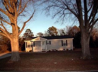 20116 Walter Henderson Rd, Cornelius, NC 28031