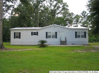 18522 King George Bay Rd, Livingston, LA 70754