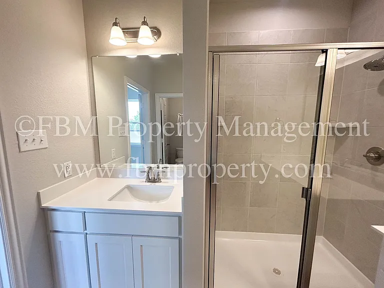 2133 Layla Dr — Photo 16