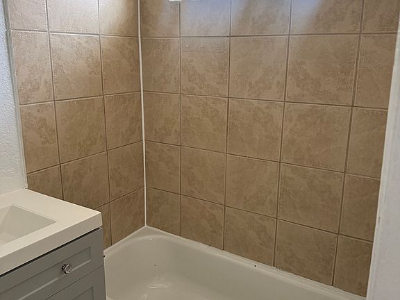 3rd image of 345 S Utica St #345