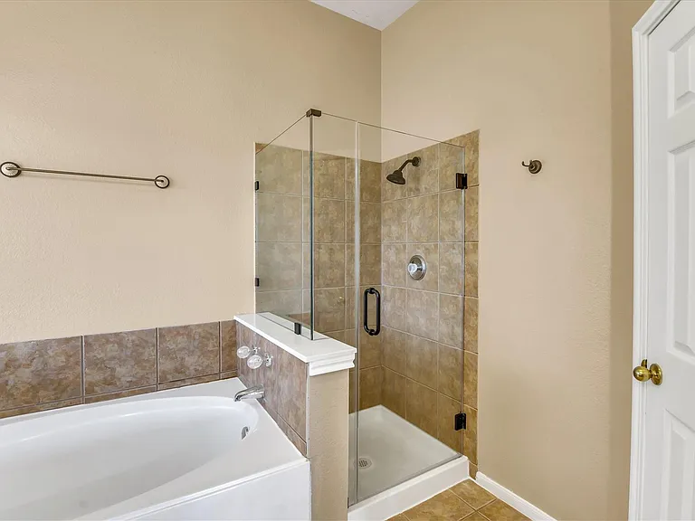 2132 Faldo Ln — Photo 28