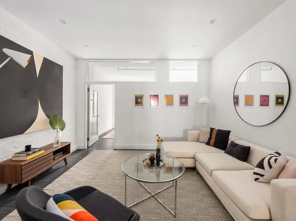 36 West 15th Street image 12 of 20