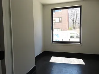 Rented by Rennit Inc.