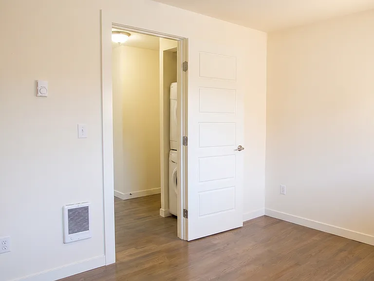 Camerlu Park Apartments - Located in Fremont — Photo 17