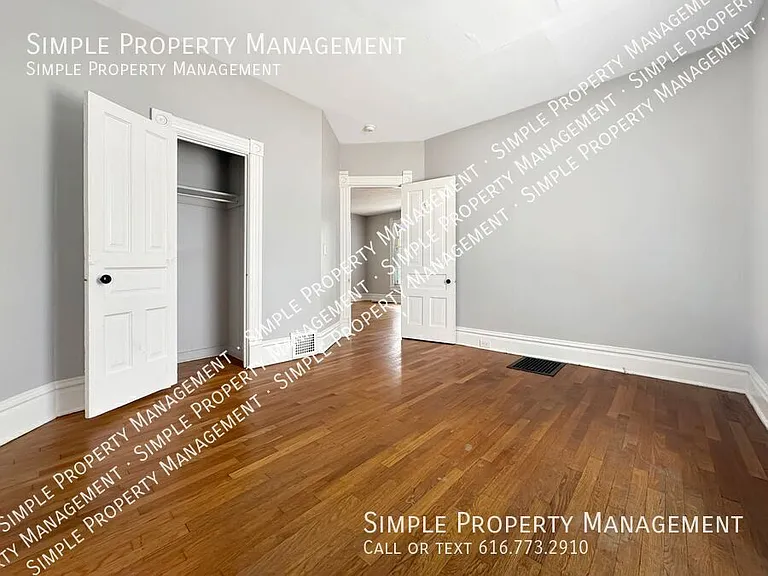 52 Union Ave NE #1 — Photo 7