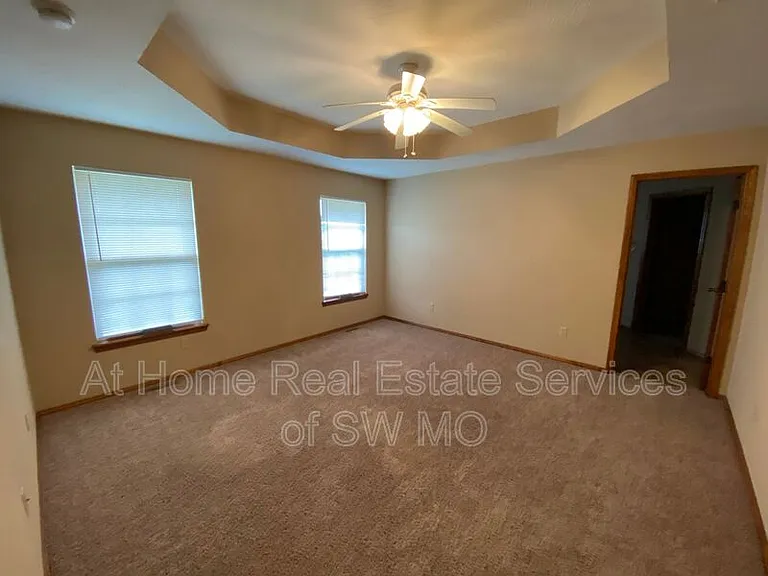 5221 E Blaine St — Photo 8