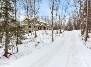 12851 E Soapstone Rd, Palmer, AK 99645
