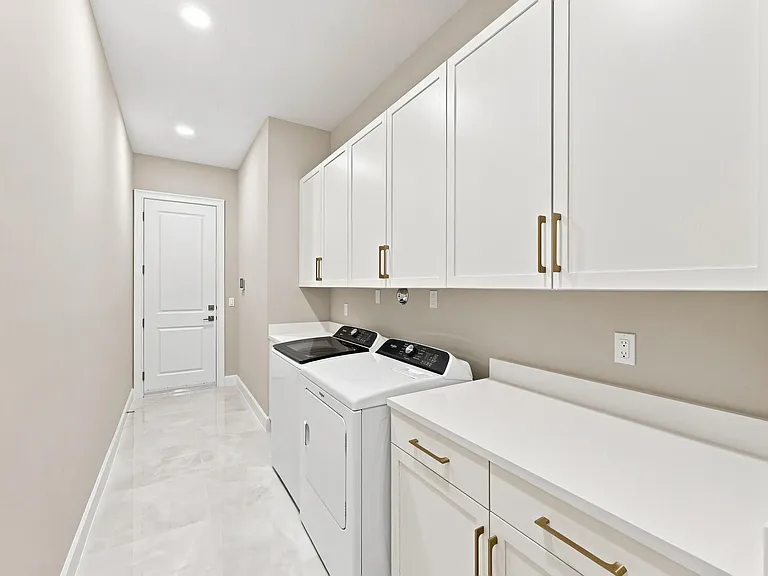 15093 Wildwood Cir — Photo 83