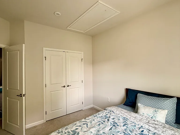 141 Callowhill Ln — Photo 20
