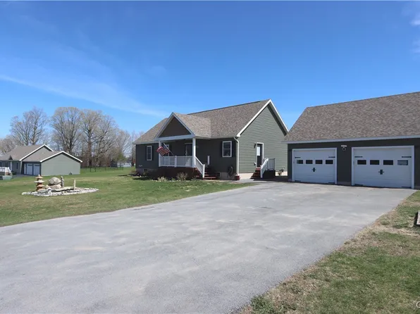 22094 Freedom Dr, Carthage, NY 13619
