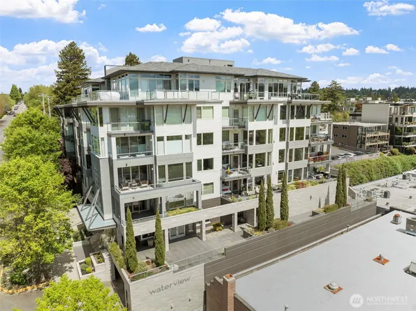 220 1st Street #206, Kirkland, WA 98033