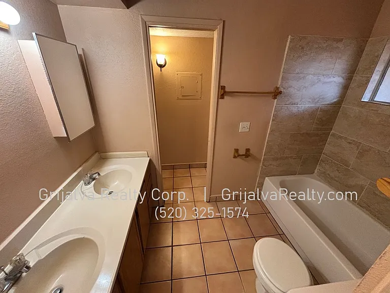 2131 N Margaret Ave — Photo 9