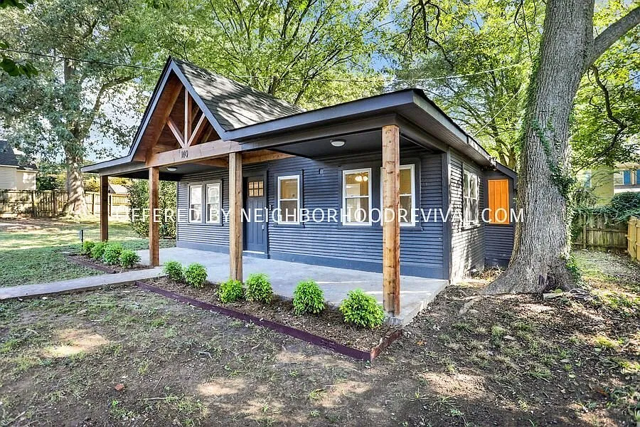 Renovated 2-Unit + Carriage House | Designer Finishes | Lawn Care Included — Photo 4