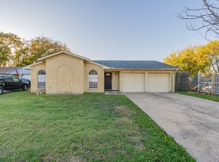 7528 Marlinda Cir, Fort Worth, TX 76140